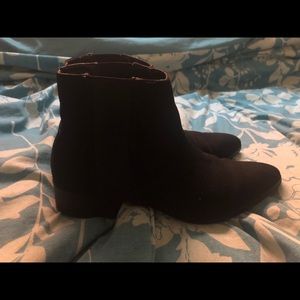 Black Chelsea Boots
